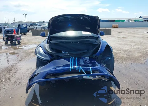 2022 Tesla Model Y Performance Dual Motor All-Wheel Drive z USA, uszkodzony, nr VIN 7SAYGDEFXNF506319